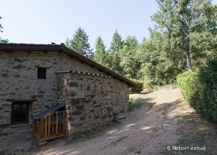 シャレー Serrallonga